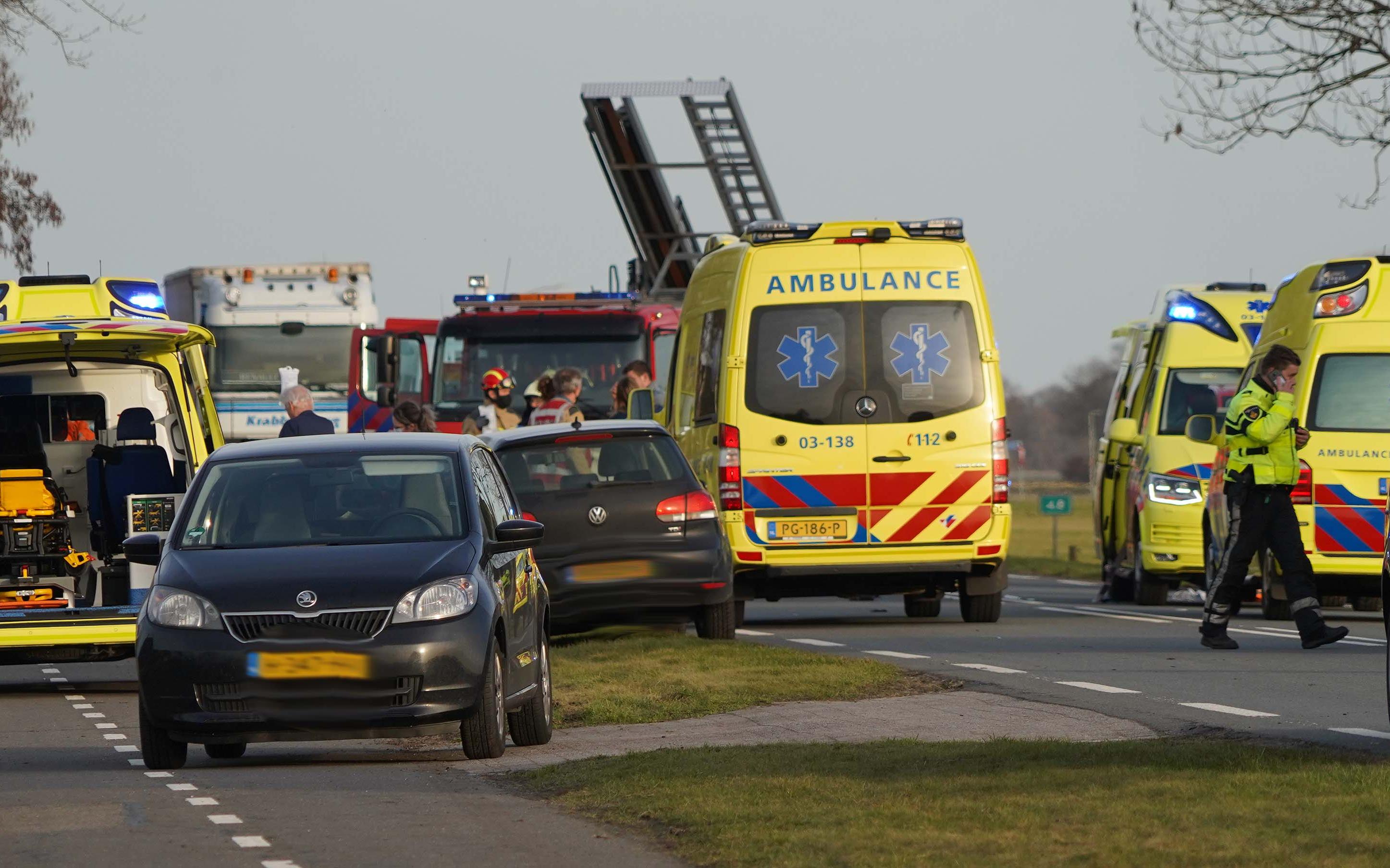 Twee jonge meisjes overleden na aanrijding